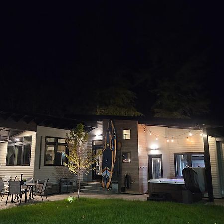 Luxe Lake Cabin Hot Tub Grill Firepit Ev Charger Onalaska Zewnętrze zdjęcie