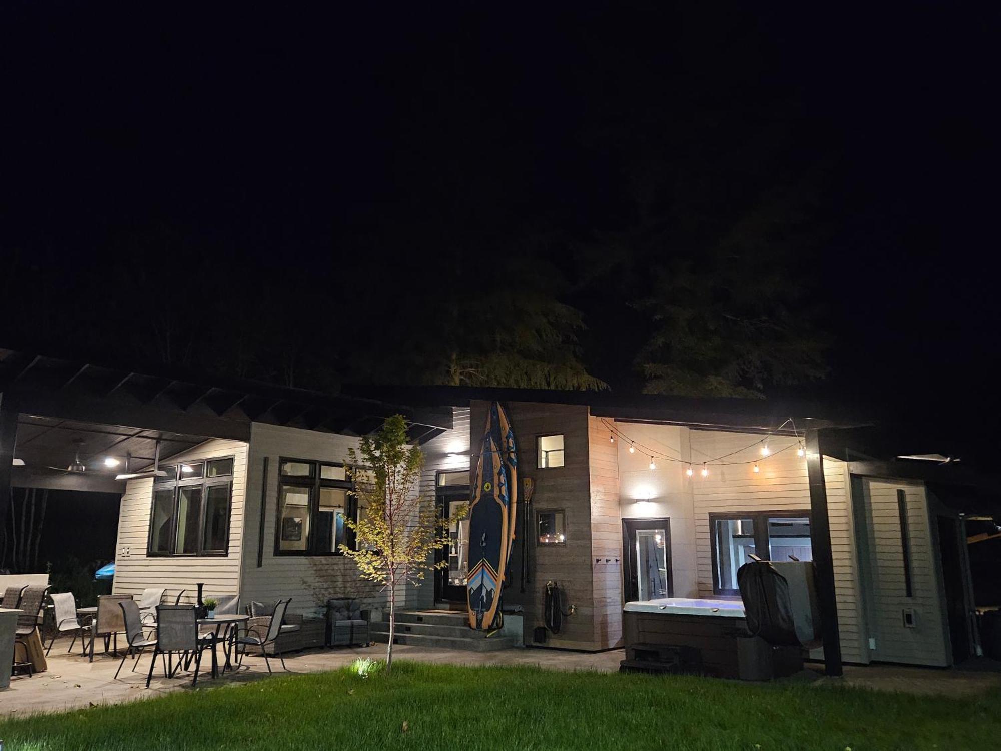 Luxe Lake Cabin Hot Tub Grill Firepit Ev Charger Onalaska Zewnętrze zdjęcie