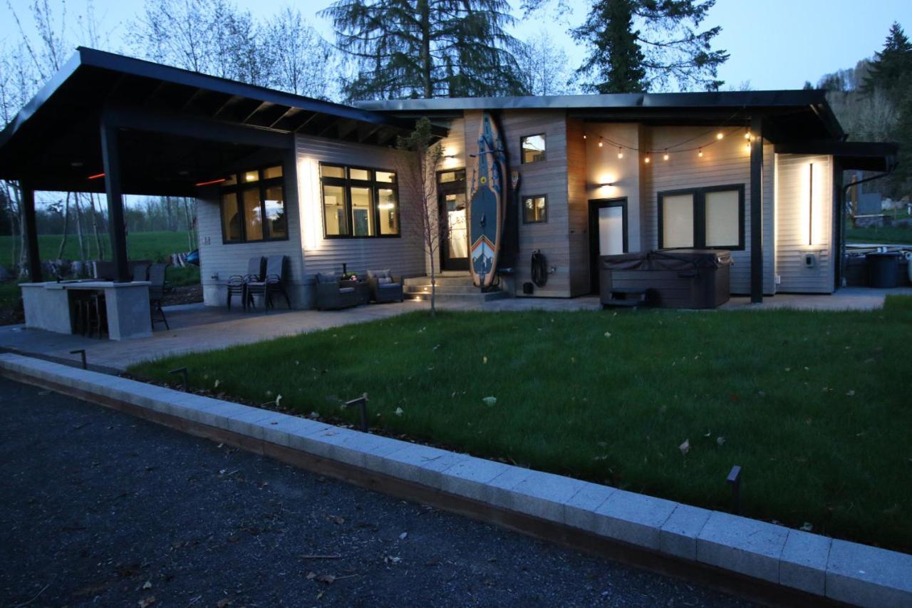 Luxe Lake Cabin Hot Tub Grill Firepit Ev Charger Onalaska Zewnętrze zdjęcie